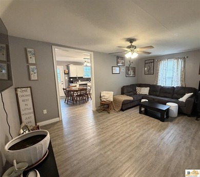 COUNTRY CHARM WITH MODERN UPDATES! Looking for peaceful country - photo 8
