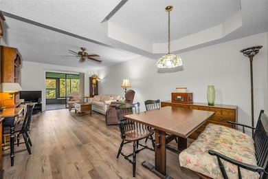 Freshly painted. all neutral creamy white! and all NEW flooring - photo 12