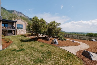 Architecturally stunning and built for entertaining, this rare - photo 31