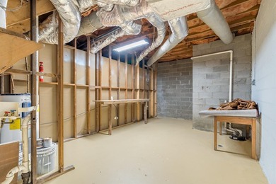 PRICE IMPROVEMENT!! Welcome to your private treetop sanctuary in - photo 37