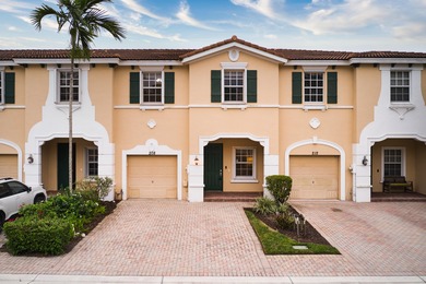 St. Lucie River Townhome/Townhouse For Sale in Stuart Florida