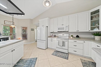 A rare custom-built retreat surrounded by the natural beauty of - photo 15