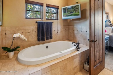 FULLY FURNISHED GOLF CABIN AT PRESTIGIOUS BLACK ROCK. This - photo 22