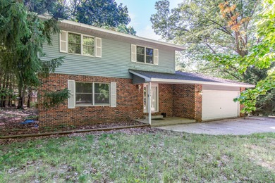 Higgins Lake Home Sale Pending in Roscommon Michigan