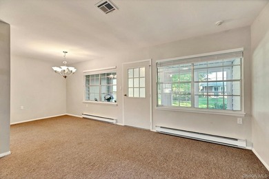 Move right into this beautifully maintained two-bedroom - photo 6