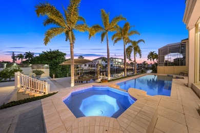 Experience the pinnacle of coastal luxury in the heart of - photo 4