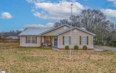 Lake Home Sale Pending in Townville, South Carolina