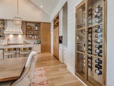 Welcome to 120 Lower Green Way, the epitome of luxury lakefront - photo 13