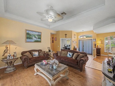 Welcome to this beautifully updated 4-bedroom, 2.5-bath pool - photo 6