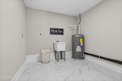 This is the home you've been waiting for! With a full renovation - photo 22