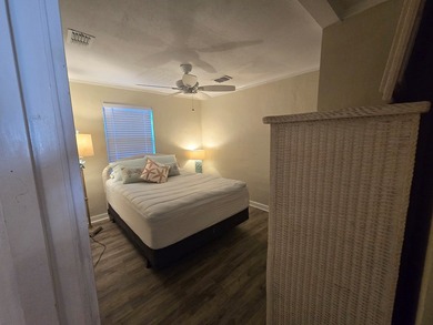 HUGE PRICE REDUCTION - Coastal Lanark Village Retreat. Discover - photo 22