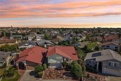 Great 2 story luxury home located in a well established - photo 3
