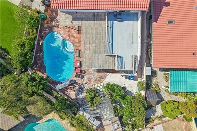 Great 2 story luxury home located in a well established - photo 7