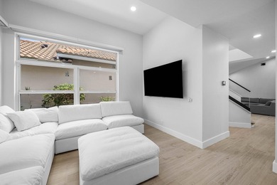 Completely renovated, this beautifully reimagined residence - photo 10