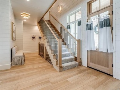 Welcome to 120 Lower Green Way, the epitome of luxury lakefront - photo 33