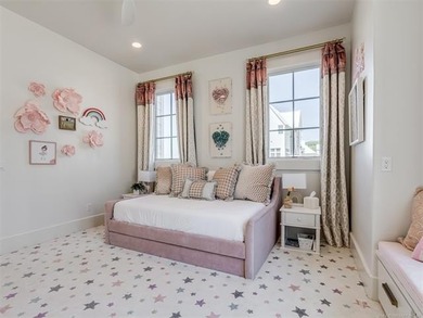 Welcome to 120 Lower Green Way, the epitome of luxury lakefront - photo 47