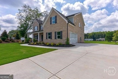 Move-in Ready! AMAZING INCENTIVES $20K towards closing with - photo 1
