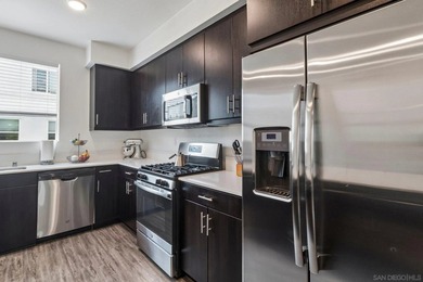 Welcome to Playa Del Sol living at its finest! This beautifully - photo 11