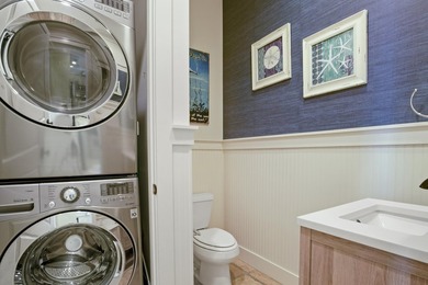 Set on a prime corner lot within the Bungalos at Sandestin, this - photo 14