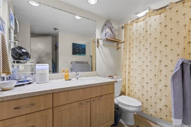 Come take a look at this amazing Waikiki Sunset Unit! It has 1 - photo 14
