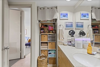 Come take a look at this amazing Waikiki Sunset Unit! It has 1 - photo 15