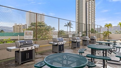Come take a look at this amazing Waikiki Sunset Unit! It has 1 - photo 18