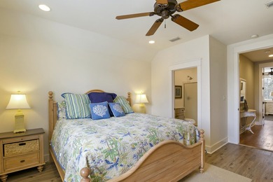 Set on a prime corner lot within the Bungalos at Sandestin, this - photo 19