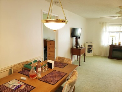 Welcome to easy Florida living! This 2-bed, 2-bath home sits in - photo 19