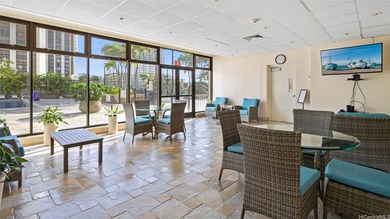 Come take a look at this amazing Waikiki Sunset Unit! It has 1 - photo 20