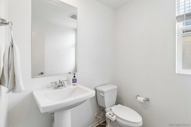 Welcome to Playa Del Sol living at its finest! This beautifully - photo 20