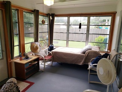 Welcome to easy Florida living! This 2-bed, 2-bath home sits in - photo 32