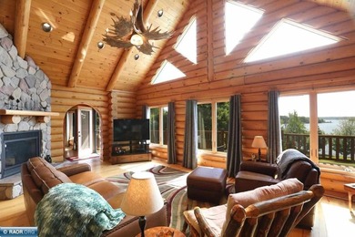 Lake Vermilion Log Home: Rare South Facing 3+BR, 3 BA, Like New - photo 3