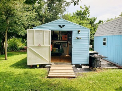 Welcome to easy Florida living! This 2-bed, 2-bath home sits in - photo 36
