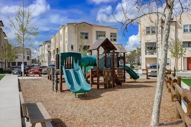 Welcome to Playa Del Sol living at its finest! This beautifully - photo 37