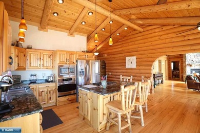Lake Vermilion Log Home: Rare South Facing 3+BR, 3 BA, Like New - photo 9