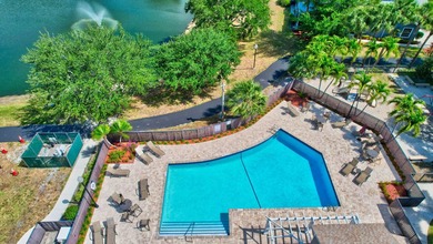 2-bedroom, 2-bathroom townhome is located in the highly - photo 8