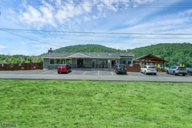 Mountain Lake Commercial For Sale in Liberty Twp. New Jersey
