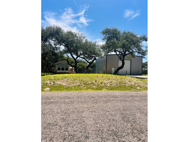 Two spacious lots with room to expand or customize. One lot - photo 9