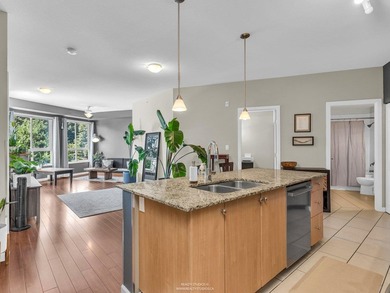 Remarkable 2 bedroom, 2 bathroom suite in *The Grove*, a - photo 1