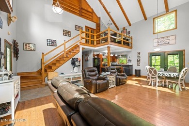 Motivated Sellers! Pictures don't do this property justice--it's - photo 13