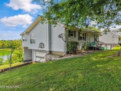 Douglas Lakefront Home. FIRST time on the Market! Lovely 2 bedrm - photo 3