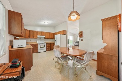 Douglas Lakefront Home. FIRST time on the Market! Lovely 2 bedrm - photo 7