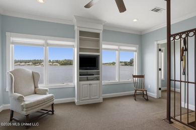 Waterfront living at its best! Tucked away on a quiet cul-de-sac - photo 21