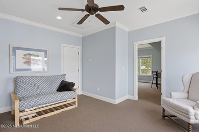 Waterfront living at its best! Tucked away on a quiet cul-de-sac - photo 22