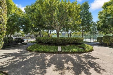 Call listing agent Tracy Guerrero for your private - photo 24