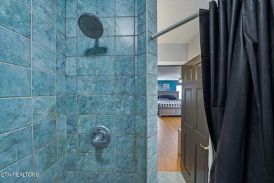 Motivated Sellers! Pictures don't do this property justice--it's - photo 31