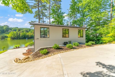 Welcome to your own private waterfront retreat! Built in 2022 - photo 1