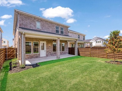 Ready Now! Feel like a Royal in our Elizabeth plan. Step into - photo 33