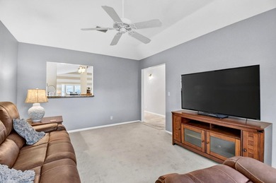 WOW - Awesome Lakefront home, turnkey and ready for new owners - photo 4
