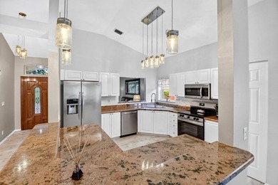 WOW - Awesome Lakefront home, turnkey and ready for new owners - photo 10